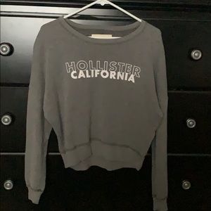 hollister crewneck sweatshirt